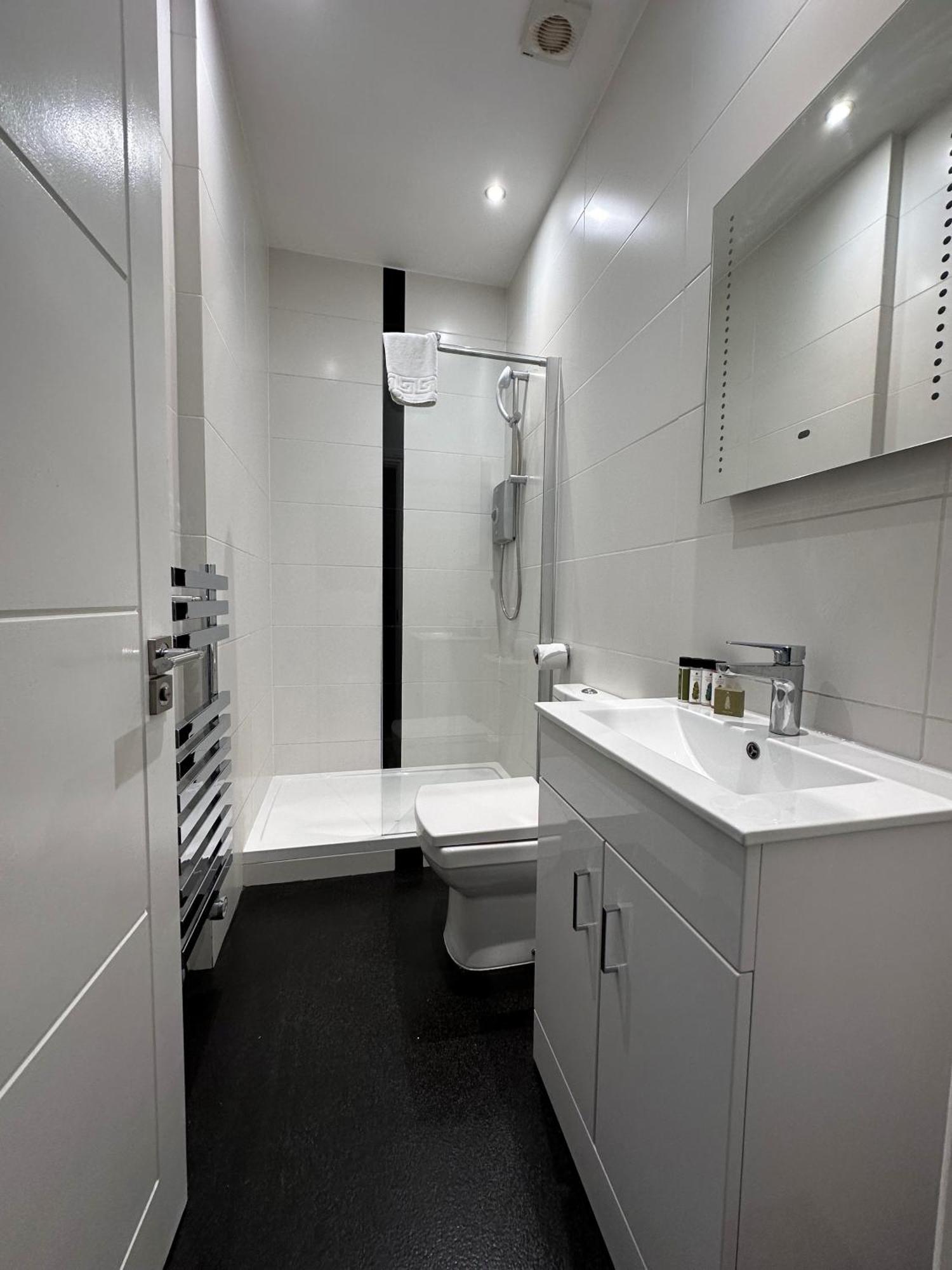 Apt 1, Soho Apartments 1St Floor By Indigo Flats ロンドン エクステリア 写真